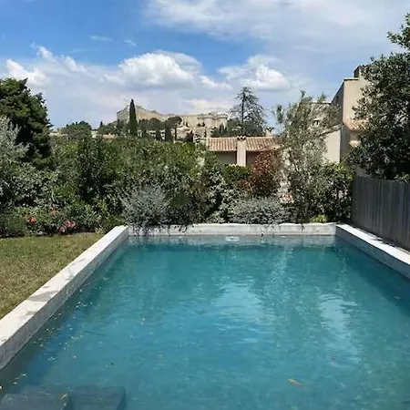 Historic Town House Near Avignon Villeneuve-lès-Avignon