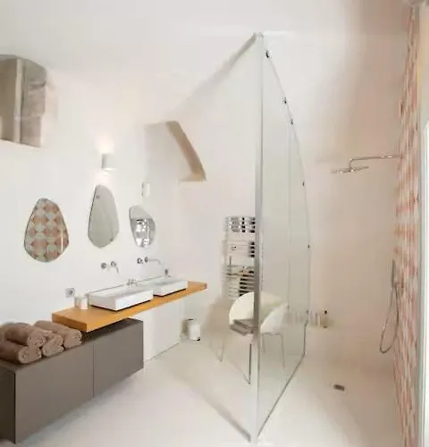 Historic Town House Near Avignon Holiday home *