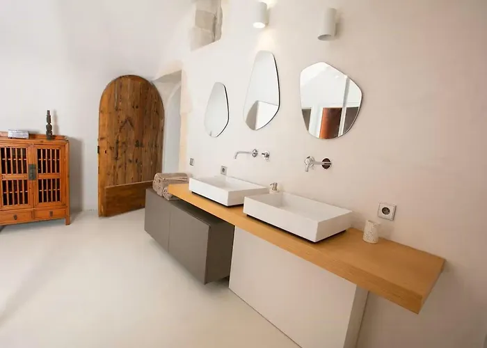 Holiday home Historic Town House Near Avignon