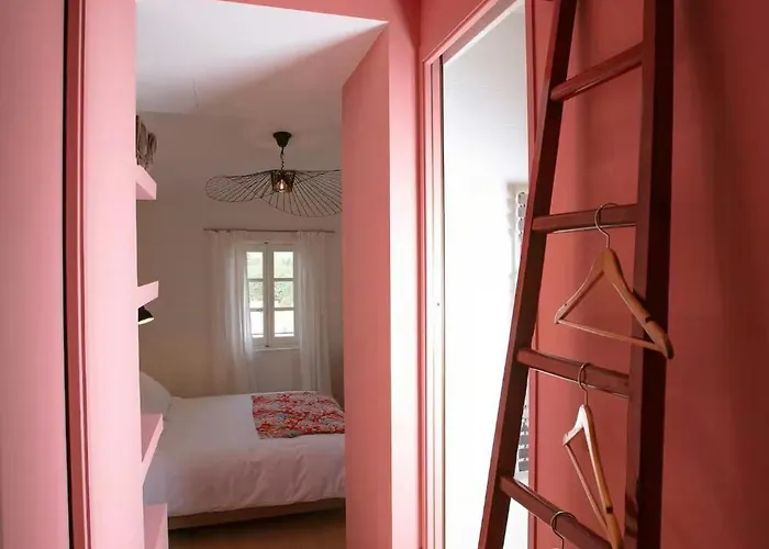 Holiday home Historic Town House Near Avignon Villeneuve-les-Avignon
